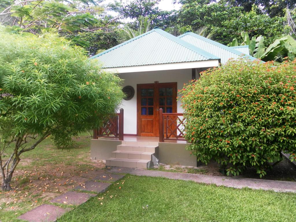 La Digue Ylang Ylang Villa Room photo